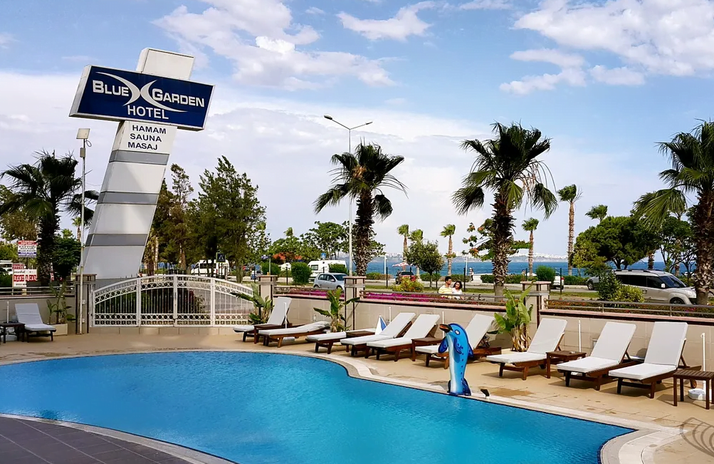 Blue Garden Yüzme Havuzu