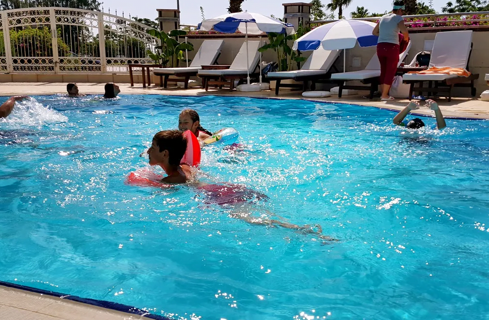 antalya blue garden hotel yüzme havuzu